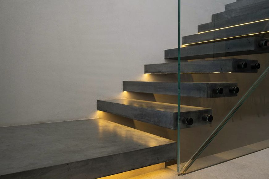 Livelo – מדרגות בטון מעוצבות