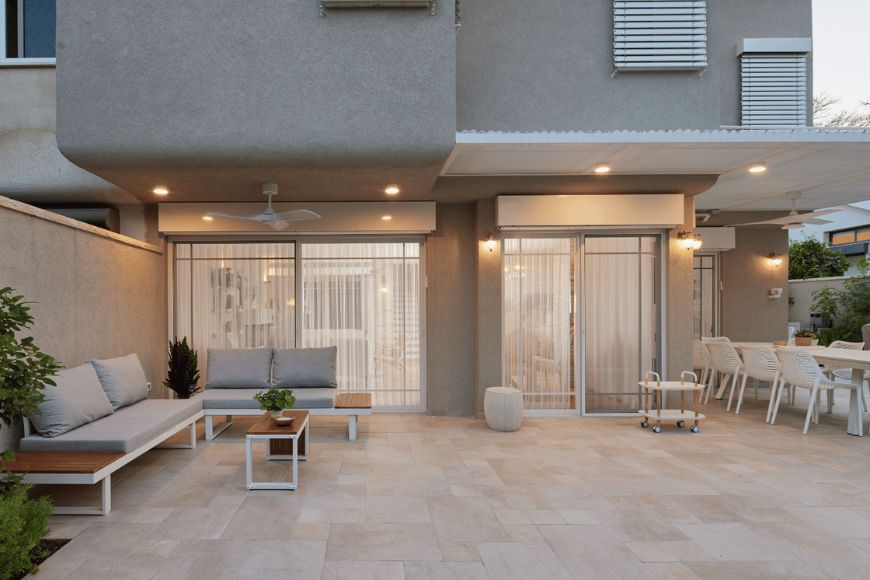 מרפסת רחבה, עיצוב: אלה סהר, צילום: ליאור אביטן