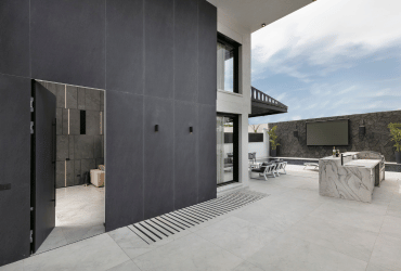 וואוו: קיר כוח מפתיע וגורם להתרגשות