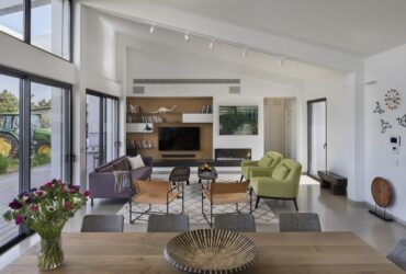 מחוברים לאדמה: בית חלומי והרמוני במושב בעמק חפר