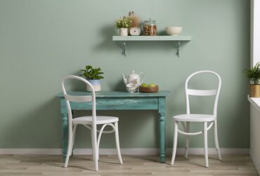 מי באמת צבע השנה: אלמוג חי או ירוק מנטה?