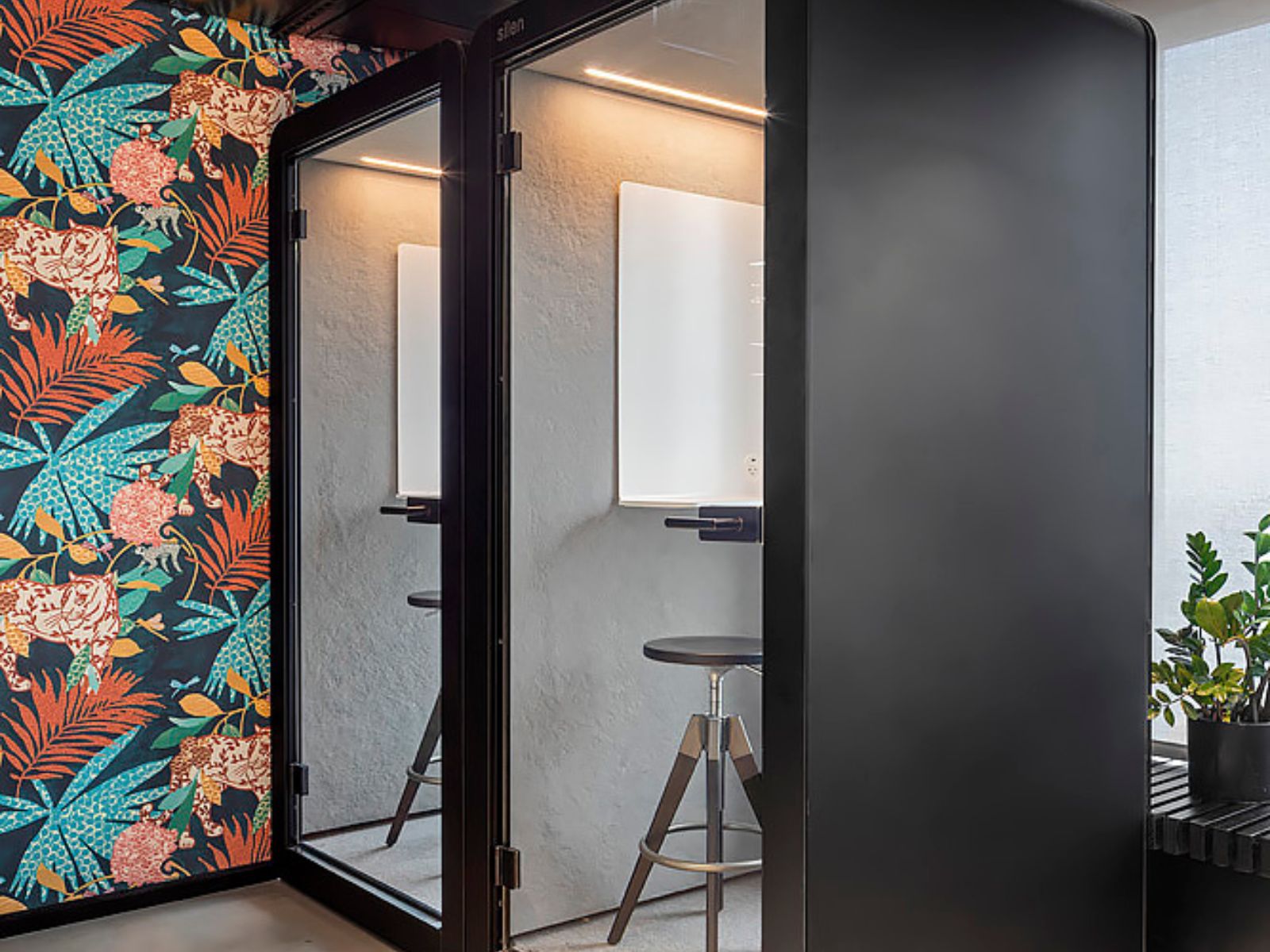 תאים לשיחות טלפון