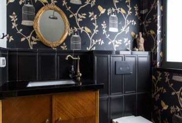 שוטפים את העיניים: רעיונות לחדרי רחצה שיגרמו לכם לעצור להגיד וואו