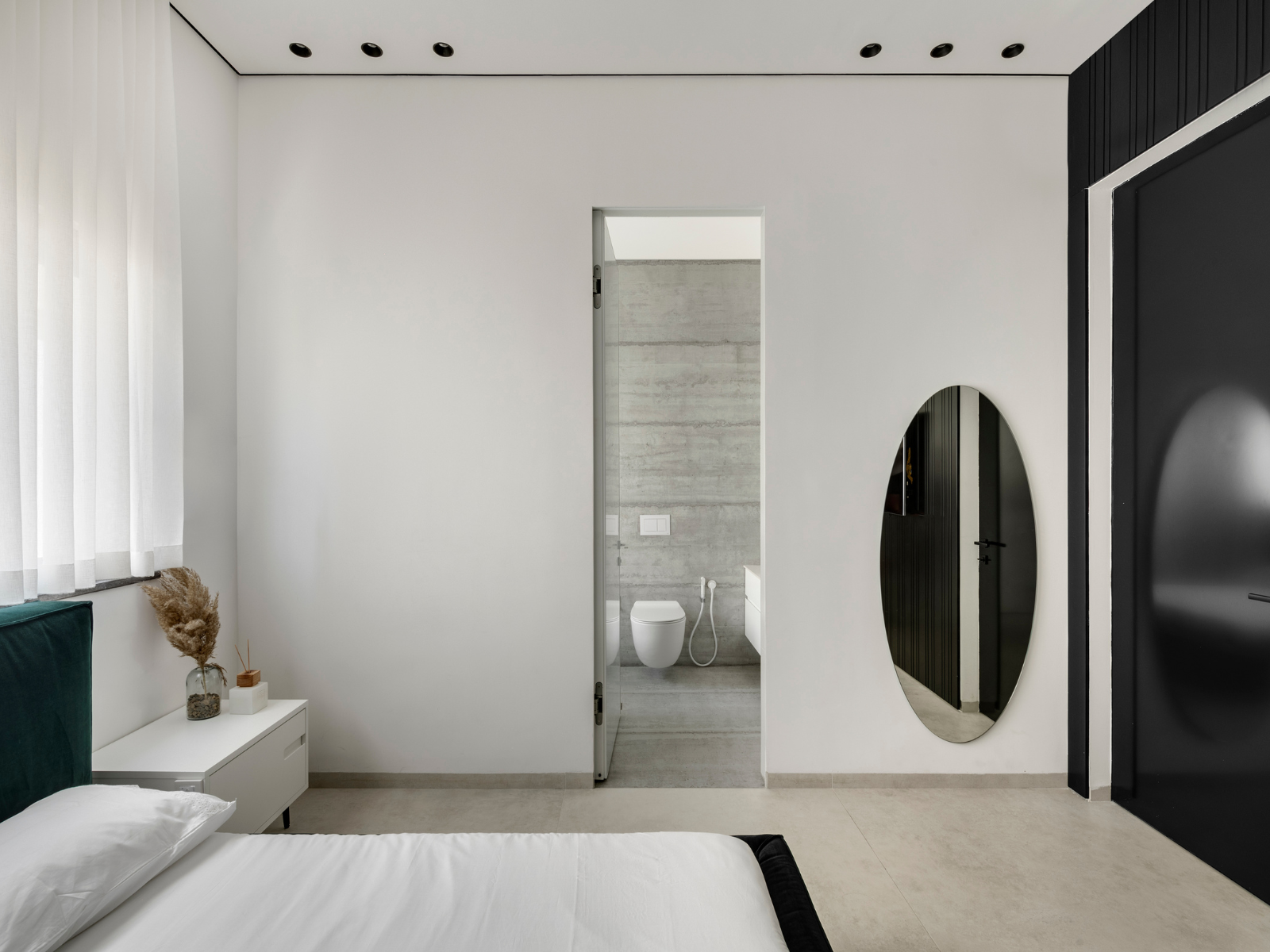 מאסטר בד רום