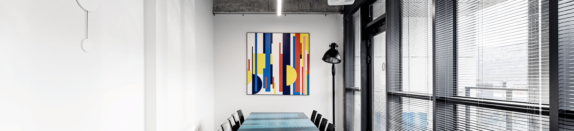 פרויקט עיצוב מסחרי מאתגר: איך מעצבים בית ספר לעיצוב?