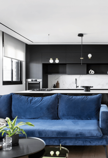 בשקיפות מוחלטת: מחיצת זכוכית החליפה קיר אחרי קבלת המפתח