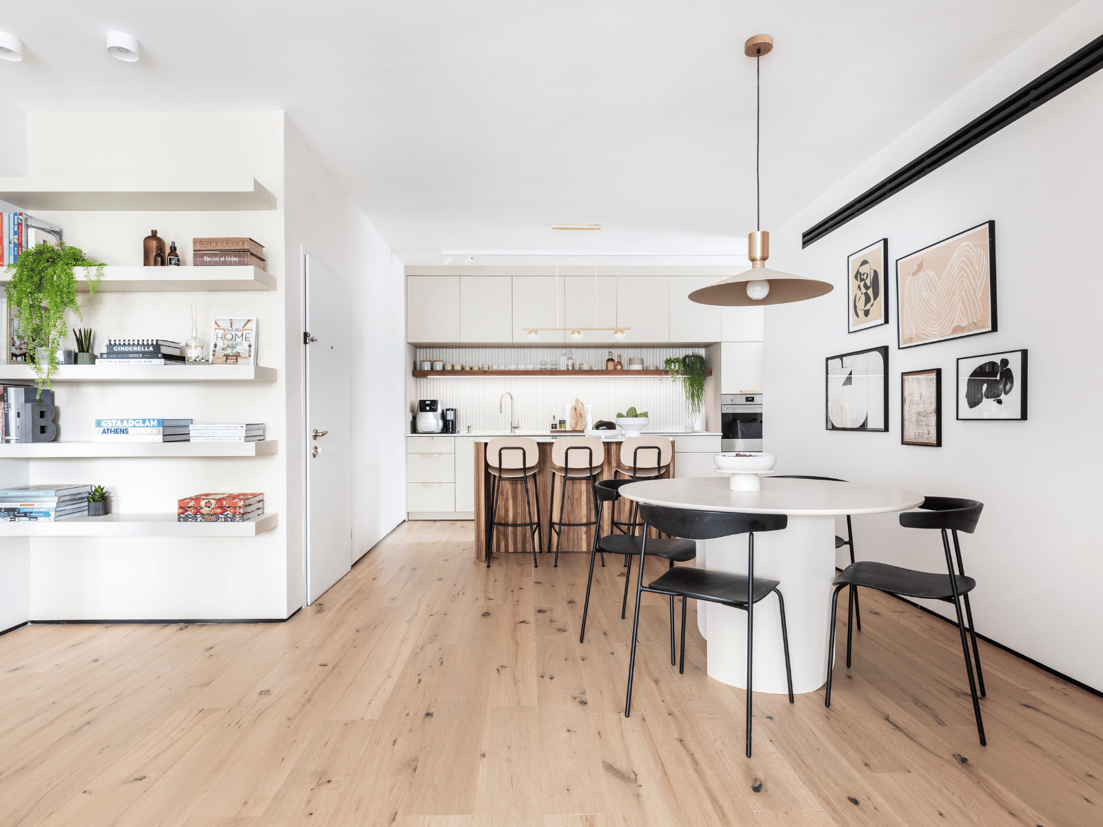 גוף תאורה עשוי פליז