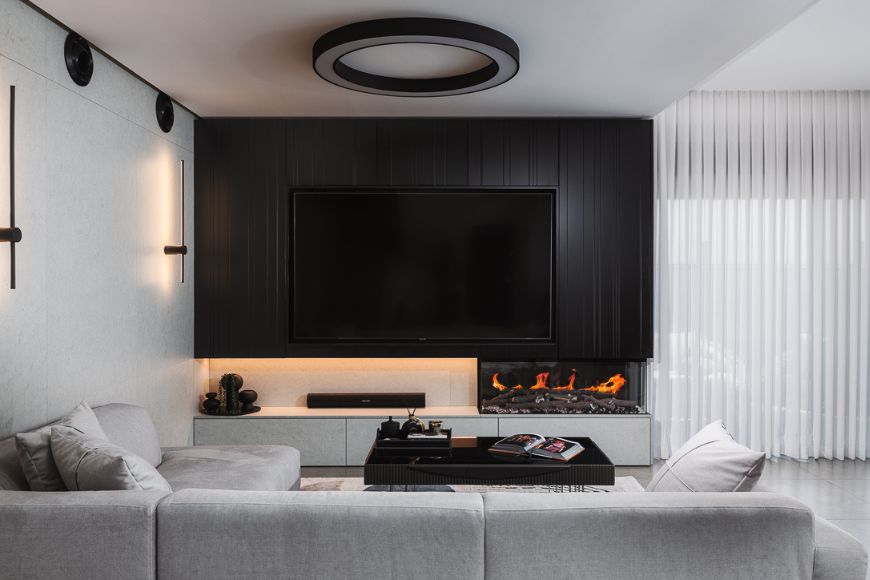 קמין חשמלי בסלון, עיצוב: רותם פורטל, צילום: מקס מורון
