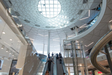 הכל זה מלמעלה: כל מה שחדש בעולם התקרות המתוחות