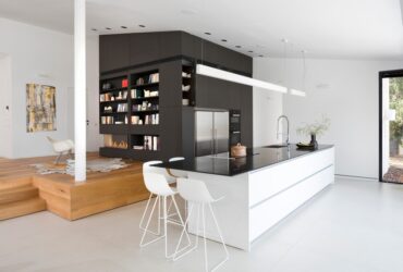 יצירת אומנות: נגרייה עם טא'ץ אחר