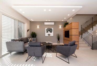 שינויים באמצע החיים: דו משפחתי משודרג בעיצוב מלא אלגנטיות ושיק