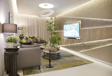 קשת של גוונים: ככה תשלבו צבעים שונים על קיר אחד