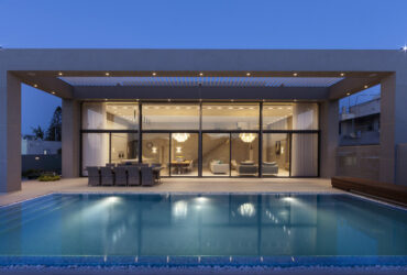 הבחירה המתאימה: ההבדלים בין אדריכל, מעצב פנים ומלביש בתים