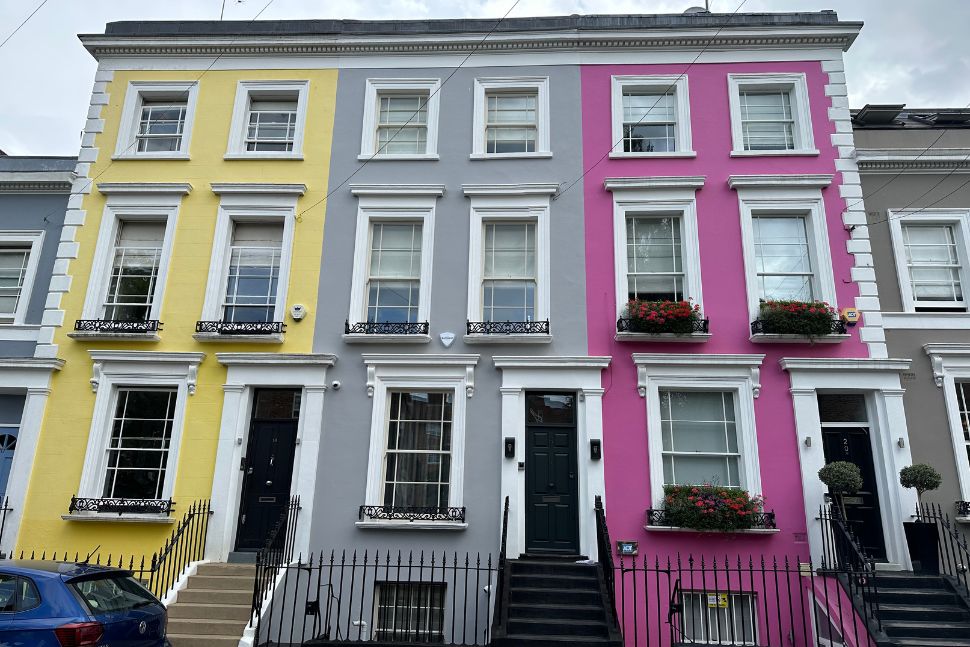 אגדה צבעונית ברחוב Ladbroke Terrace אגדה צבעונית ברחוב Ladbroke Terrace