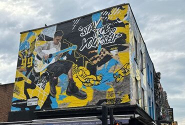 אדריכלות צבעונית בלונדון: הרחובות שמוסיפים גוונים ועיצובים לעיר