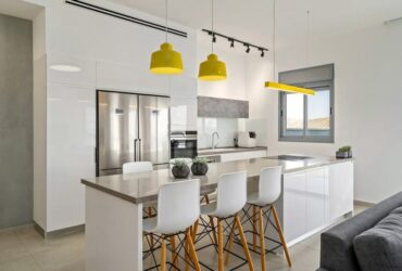 נקי אבל ממזר: זריקת צבע לחלל מונוכרומטי