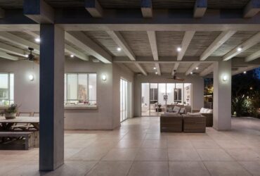 חותמים על אמנת בית: עיצוב בית קלאסי במושב