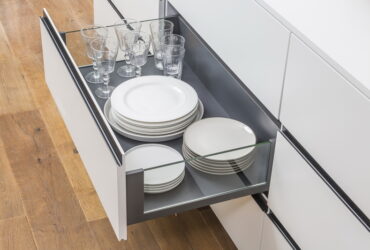 הדרך למטבח החלומות מתחילה בפרזול איכותי