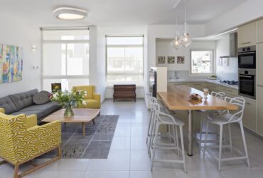 מיקום זה הכל בחיים: שיפוץ דירה בת 30 שנה