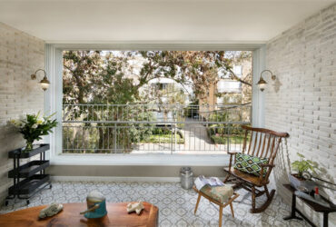 כל בית צריך מרפסת, אז מה עושה מי שאין לו?