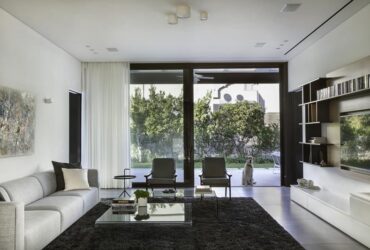 ב-6 מיליון שקלים: פאוויליון מינימליסטי ומודרני בהרצליה