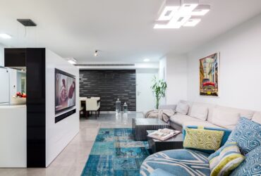 ביבר הזכוכית: דירת גן קבלנית קצת אחרת