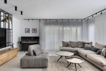 שינוי קיצוני לבית ישן נושן: שיפוץ עשיר רווי ברבדים ועומקים