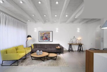 ברור שזה מודרני: עיצוב דופלקס משפחתי בחולון