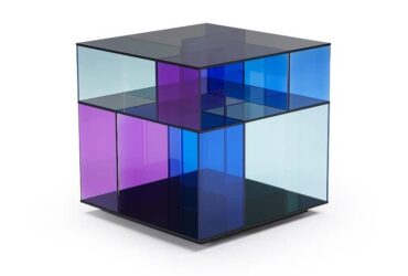 אפשר קצת מהניאון הזה?