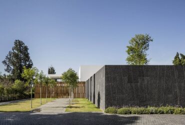 70 שנות עיצוב: כשעיצוב פוגש בחומרי הגלם העשירים והמגוונים של עולם האבן