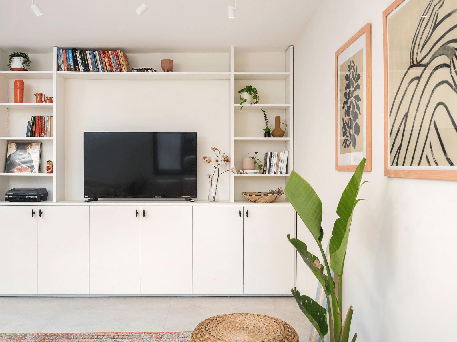 פינה לטלוויזיה