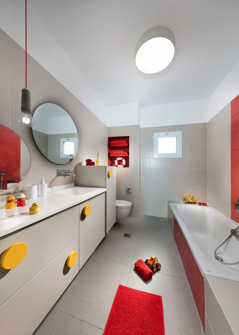 חדר אמבטיה צבעוני