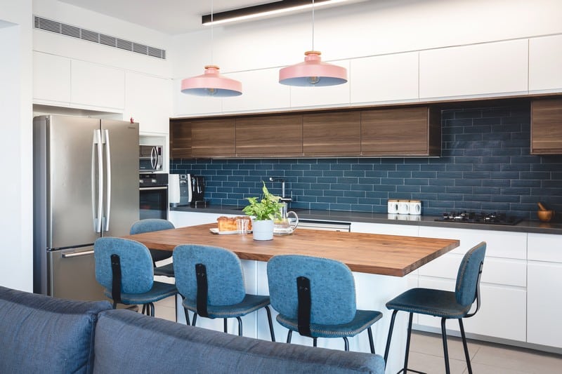 מטבח בצבעי כחול