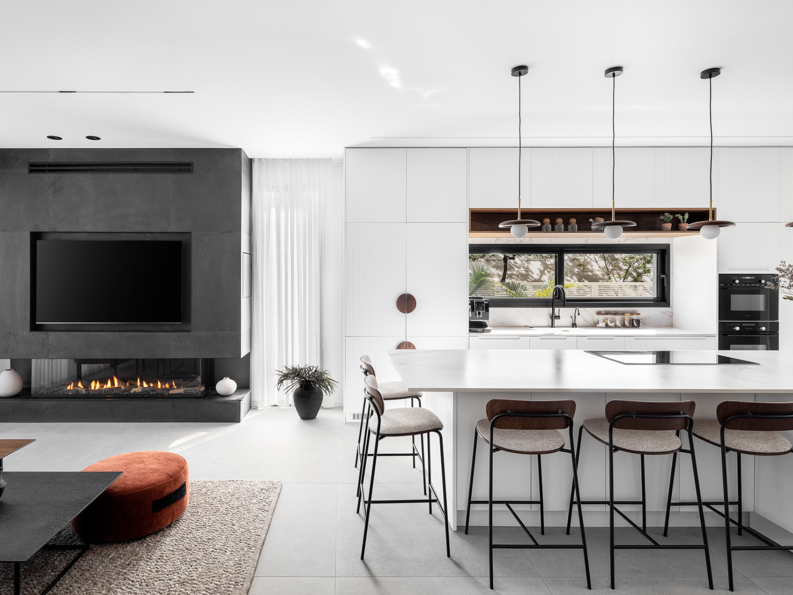 סלון פתוח למטבח