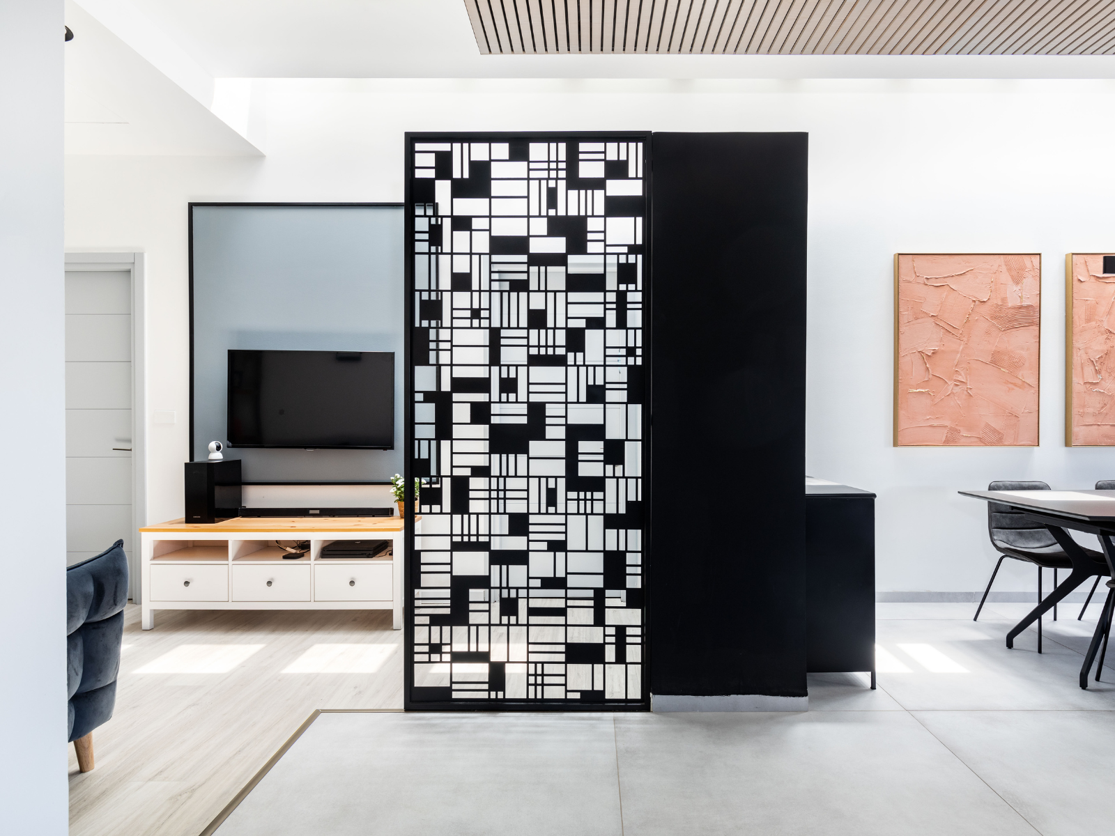 מחיצה מעוצבת