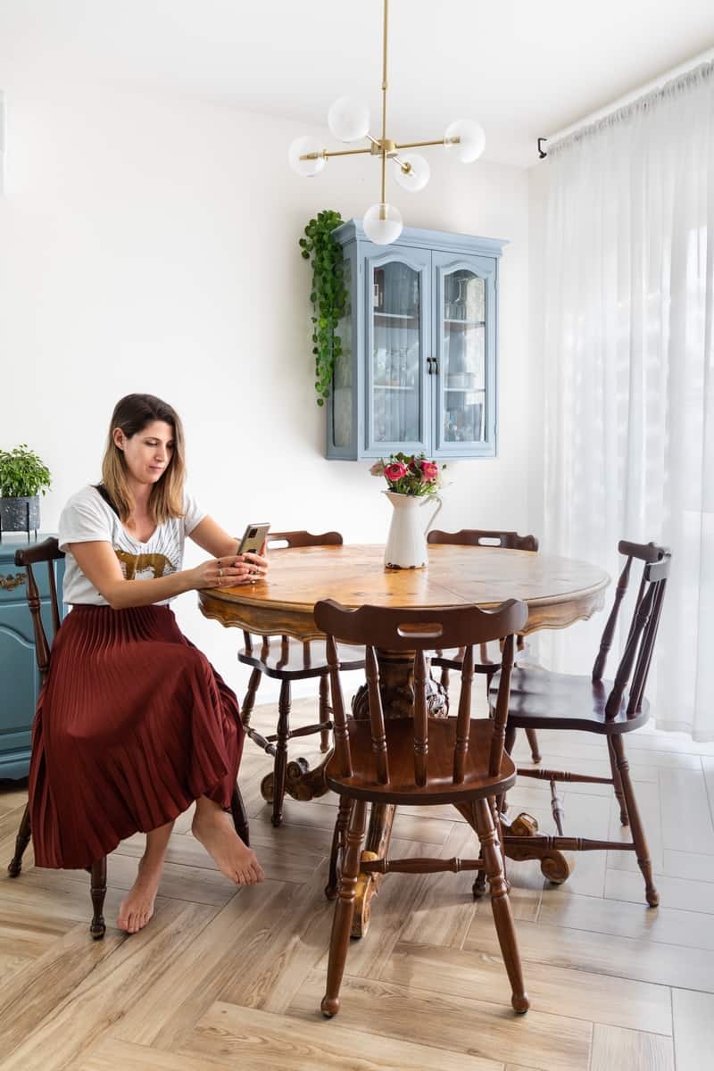 שולחן וכיסאות משוק הפשפשים