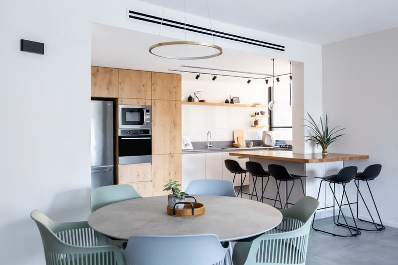 פינת אוכל מודרנית