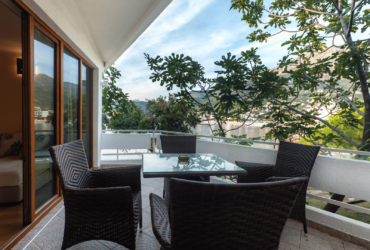 אז מה אם היא קטנה: אפשר להשקיע בעיצוב מרפסת זעירה