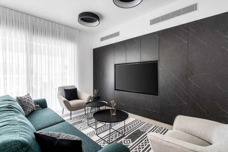 קיר כוח שהוא גם איחסון