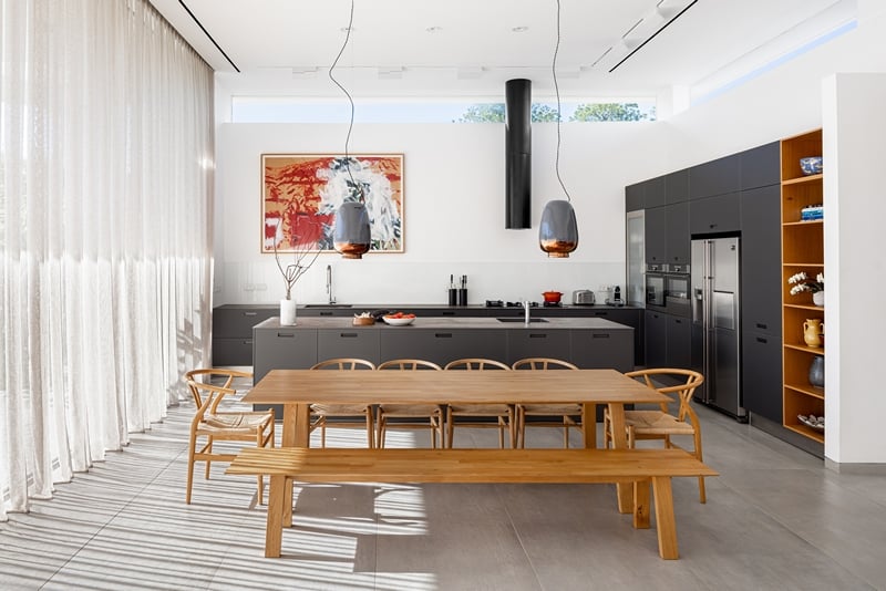 ספסל עף בפינת אוכל