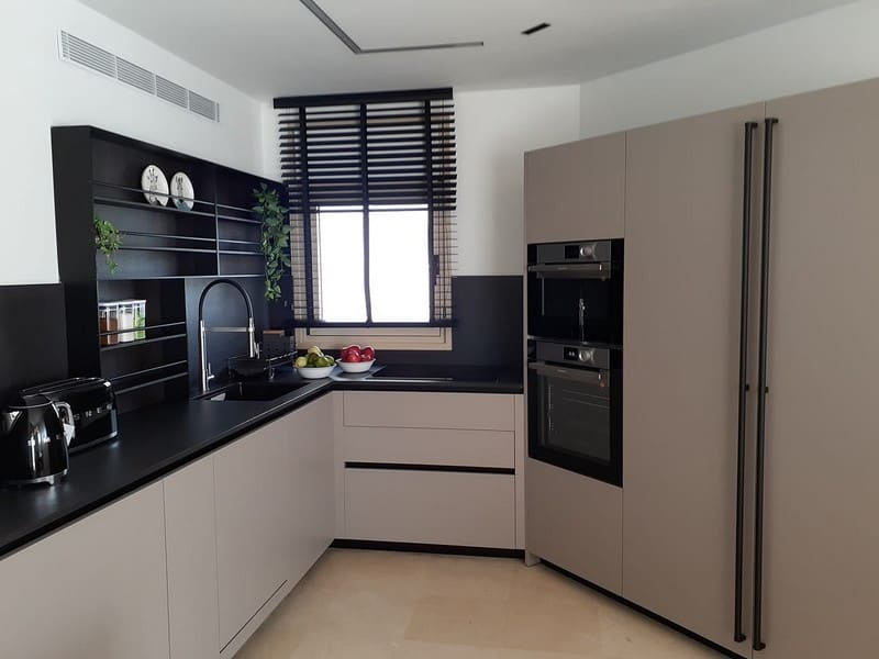 מטבח קומפקטי