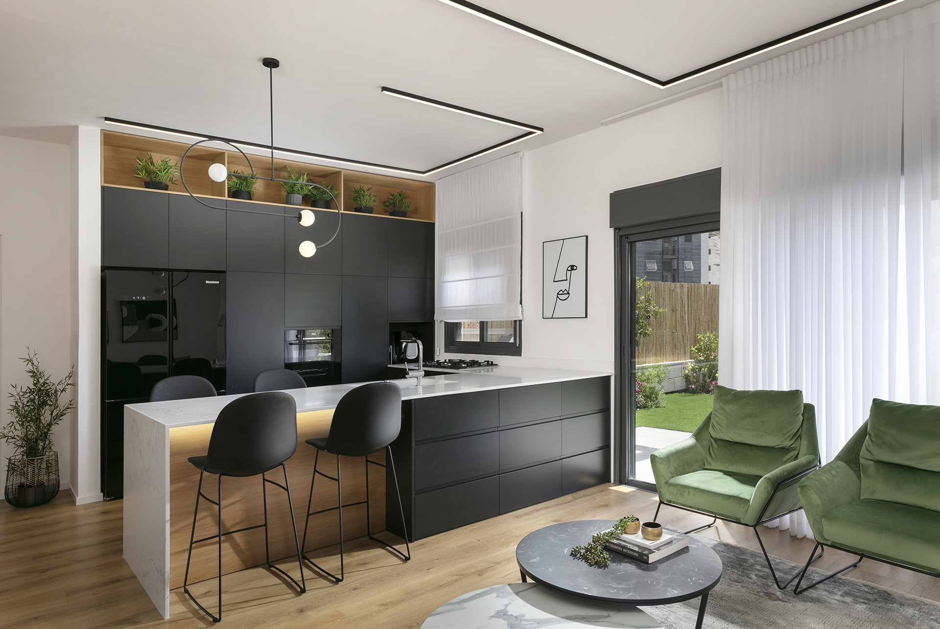 מטבח פתוח לסלון