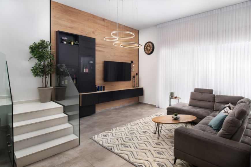 סלון, קיר כוח, עיצוב: ניצן בן משה, צילום: אריאל ווייס