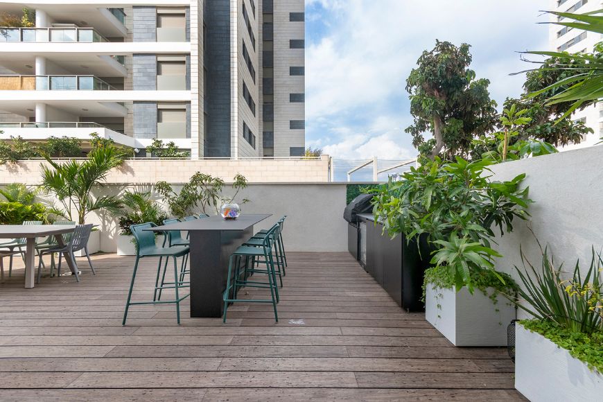 מרפסת מעוצבת, עיצוב: שרי מיכלוביץ, צילום: אייל גוטמן