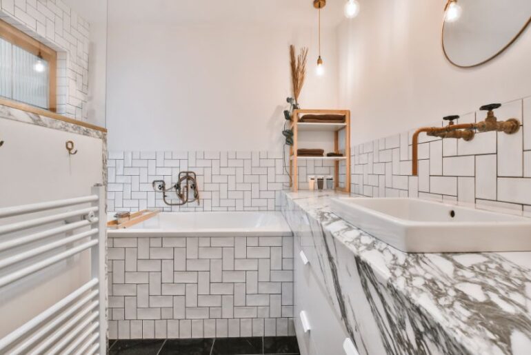 חדר רחצה (קנבה)