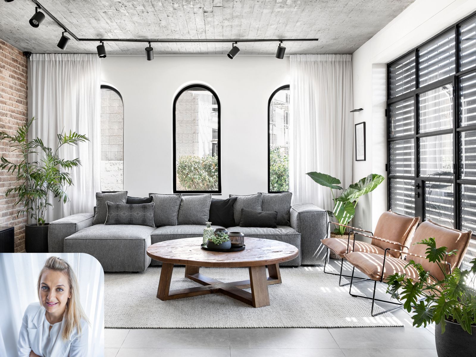 סלון בעיצוב המשלב בין ישן לחדש, בין עיצוב מודרני לקלאסי סלון בעיצוב מודרני קלאסי