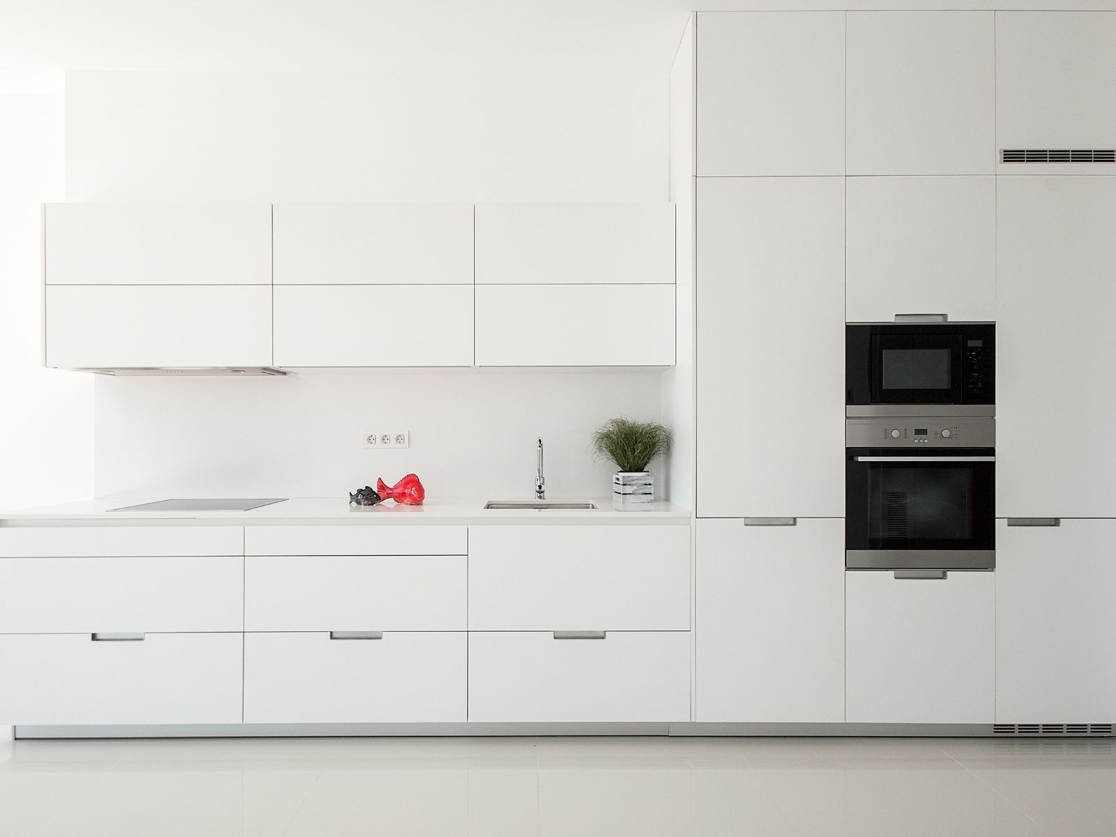 מטבח בהיר, אוורירי ומרחף