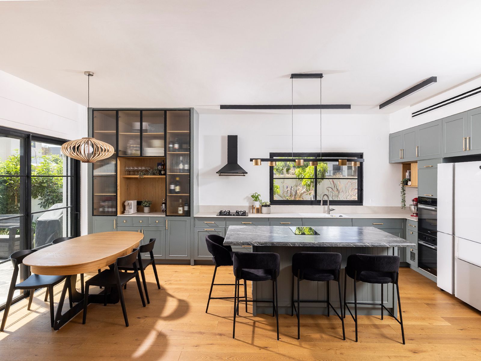 מטבח ופינת אוכל