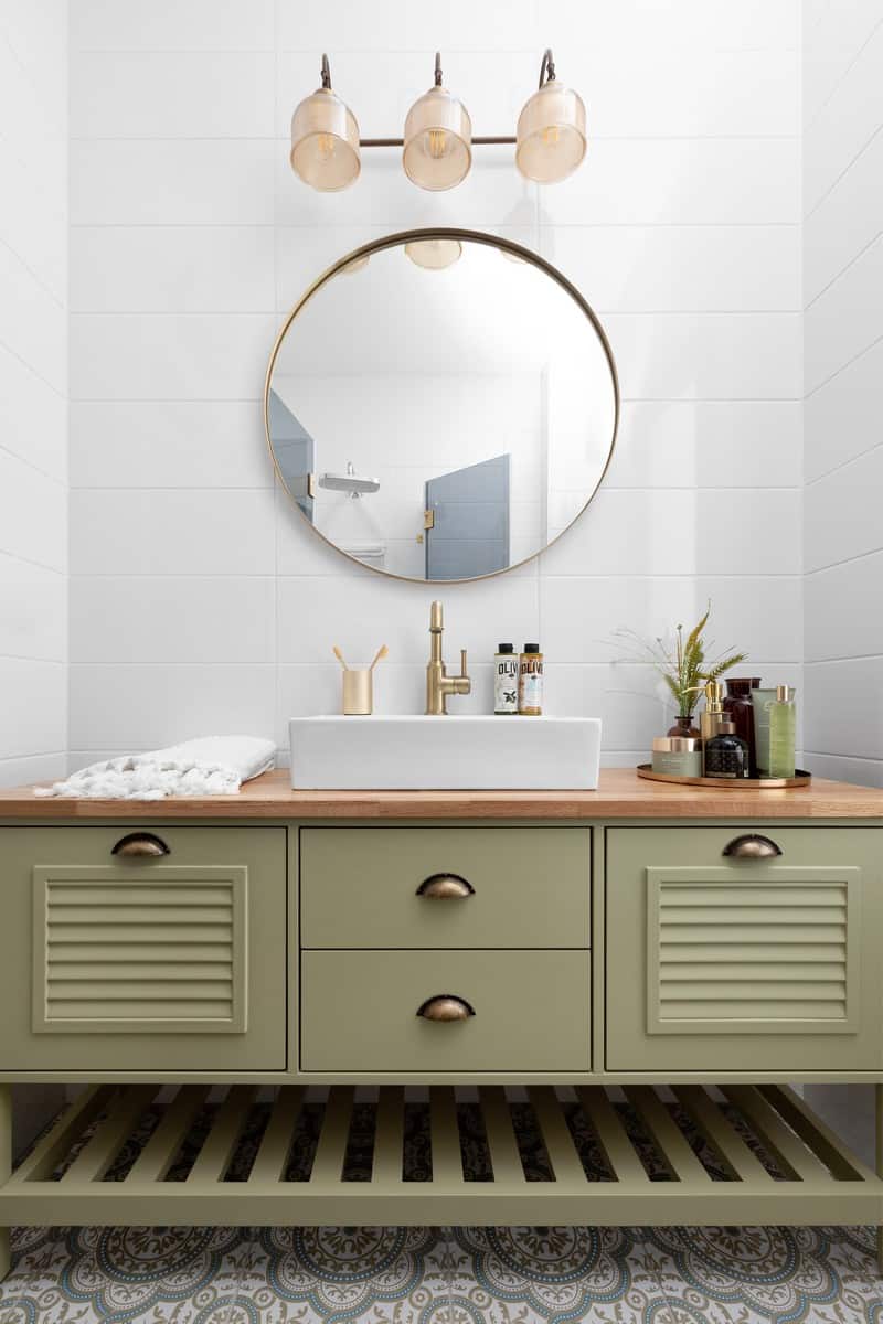 חדר רחצה ירוק