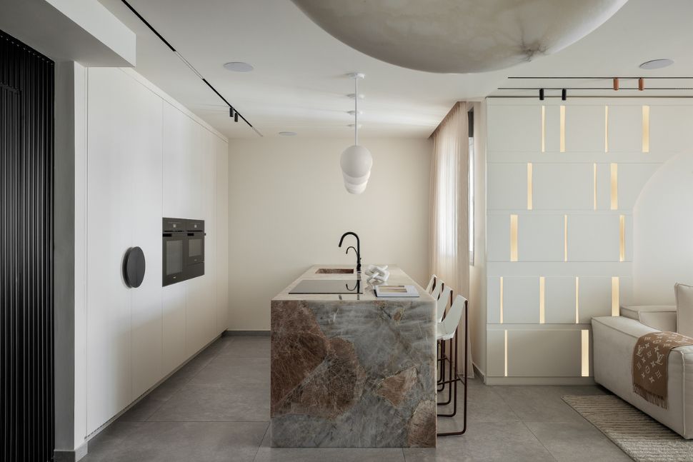 מטבח מודרני לבן